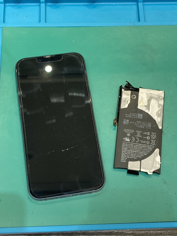 iPhone13バッテリー交換『宗像市よりご来店』