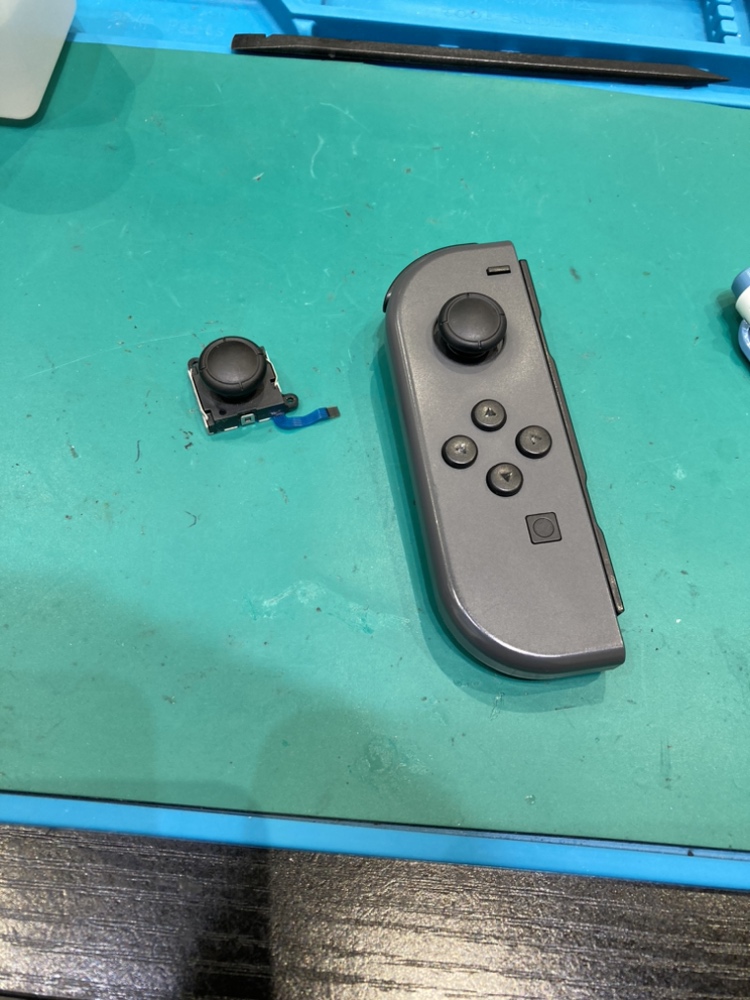 Nintendo Switch スティック修理【糟屋郡】