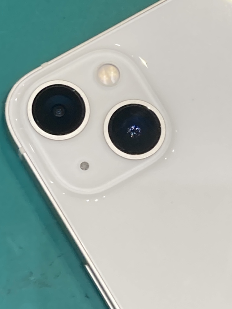 iPhone１３ リアカメラレンズ修理 ！【粕屋郡】