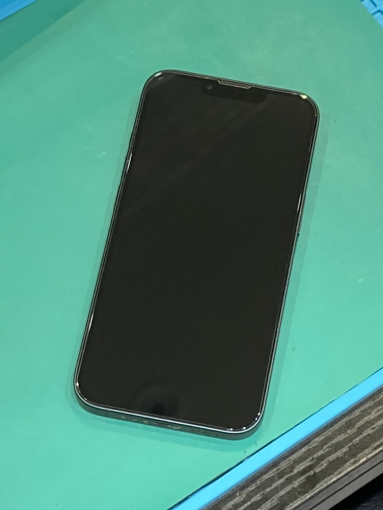 iPhone14ガラスコーテイング施工【糟屋郡久山町より】