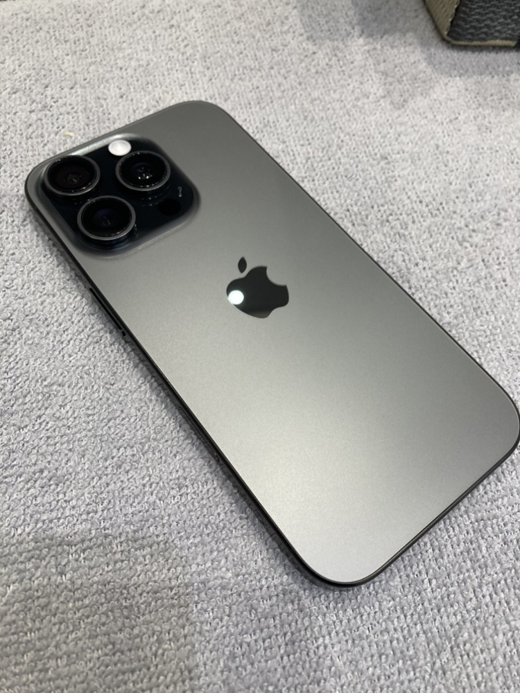 iPhone１６ガラスコーテイング施工【飯塚市】
