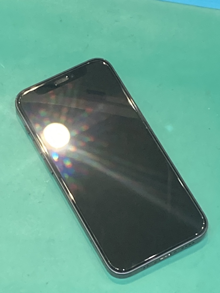 iPhone１５ガラスコーテイング施工【東区】