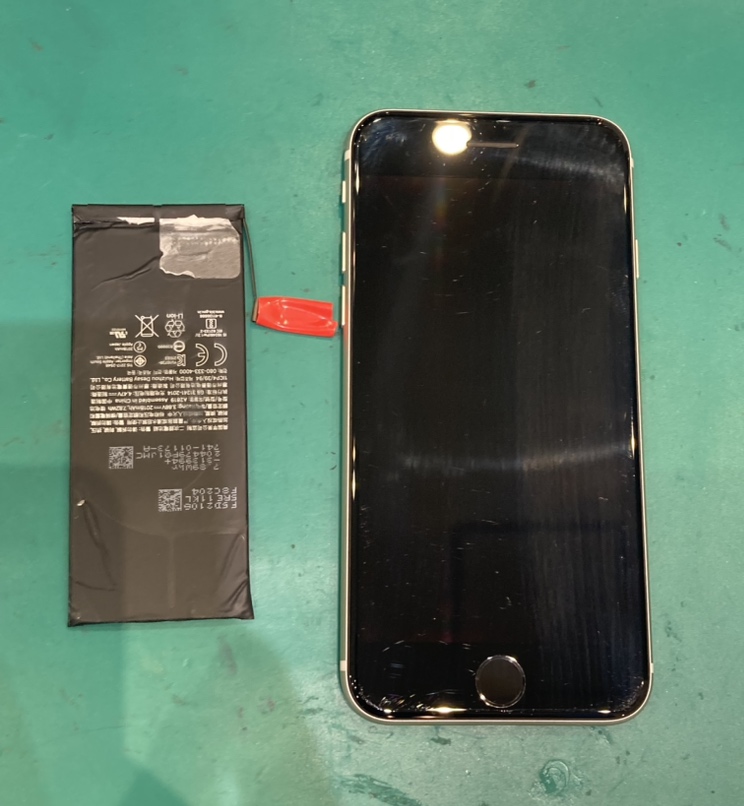 iPhoneSE(第３世代)バッテリー交換【直方市】
