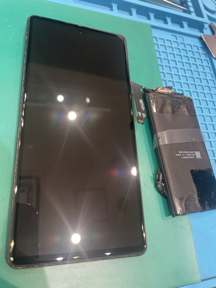 android修理　バッテリー交換【古賀市より】