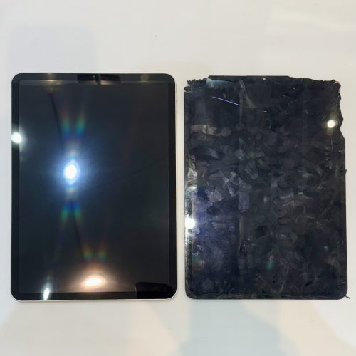 京都府城陽市よりiPad Pro 11 第2世代の画面割れ修理とバッテリー交換をご依頼いただきました！
