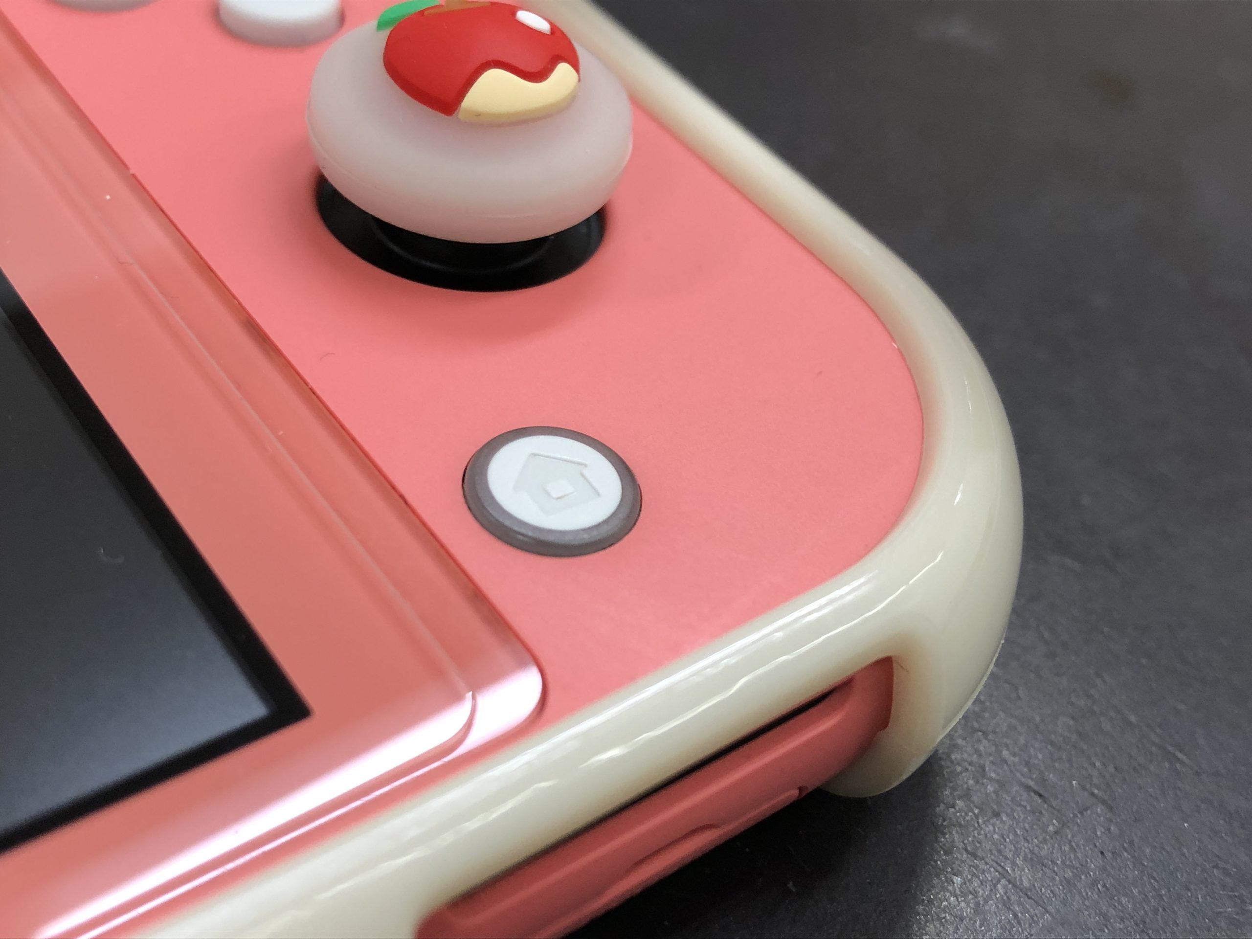 Nintendo Switch Lite ピンク 画面ヒビあり（落としたらSwitch
