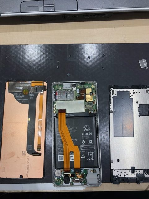 【久御山店】AQUOS sense6 バッテリー交換修理 【宇治市からのご来店】