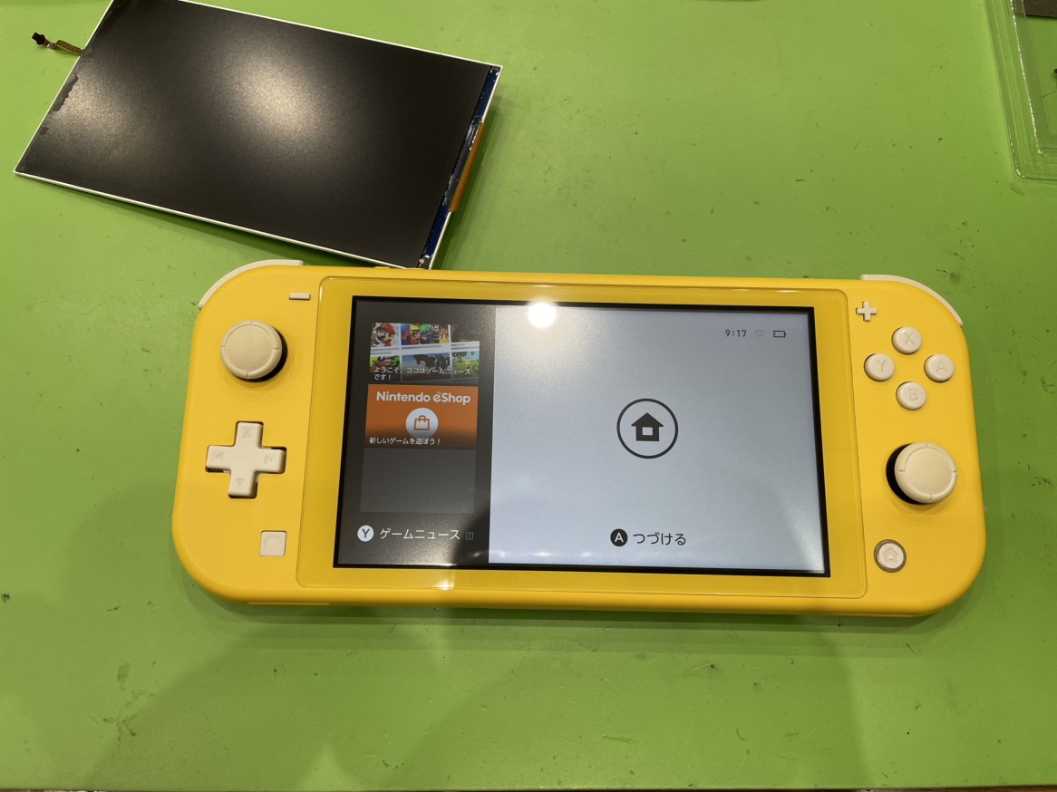 【高知店】switchLiteの液晶交換【高知市からのご来店】