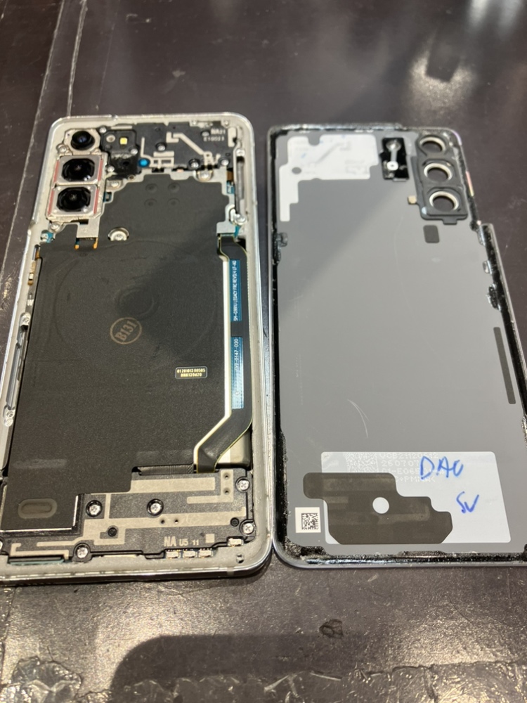 【甲子園店】Galaxy S21のバッテリー交換修理【西宮市からご来店】