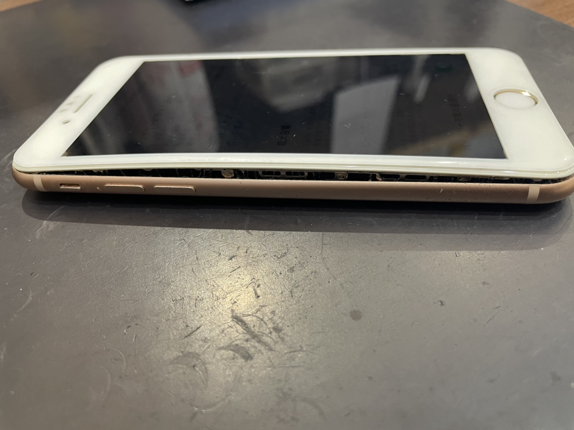 【アリオ倉敷店】iPhone8　バッテリー交換　（倉敷市からのお客様）