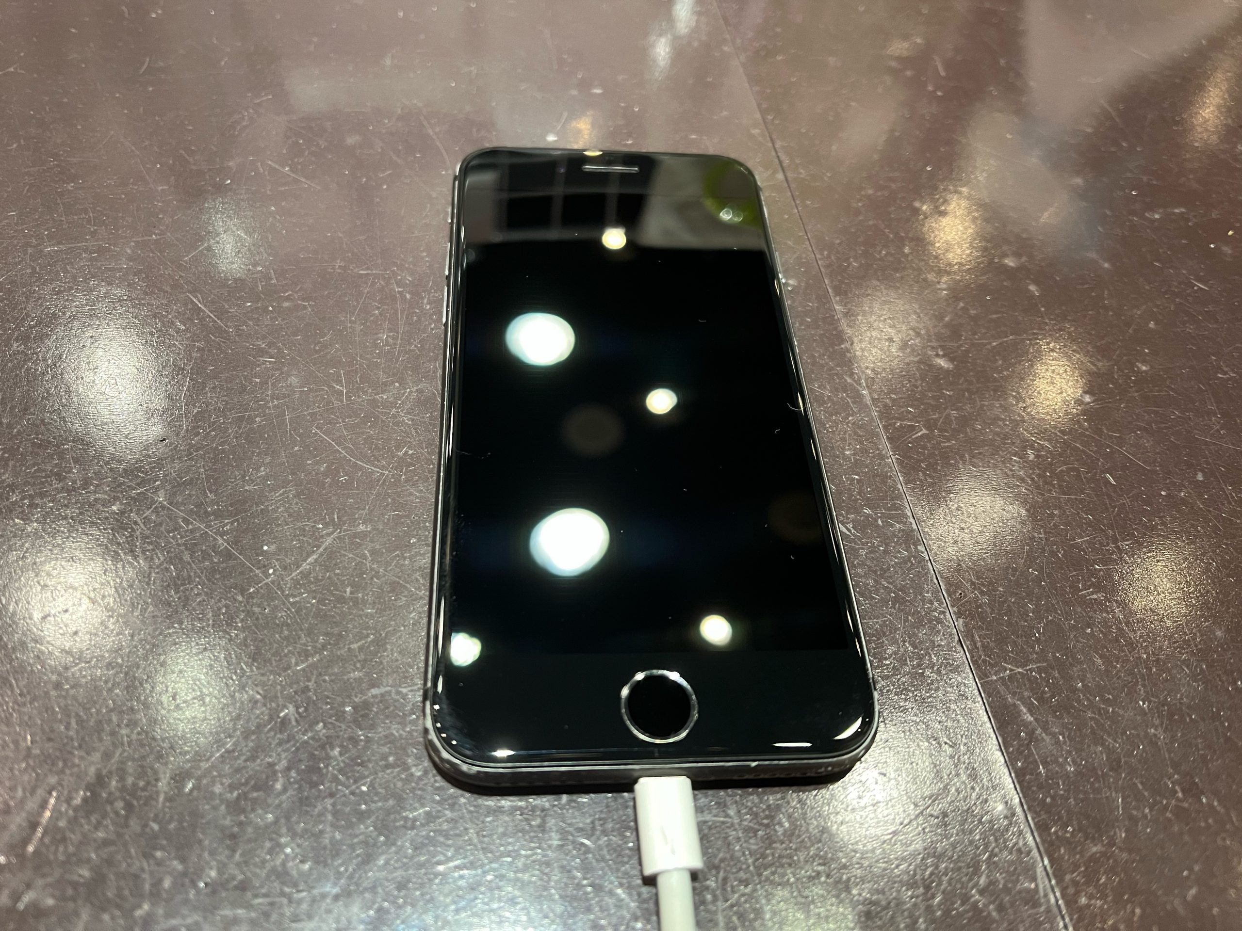 iPhone8　ガラスコーティング　【橿原市よりご来店】