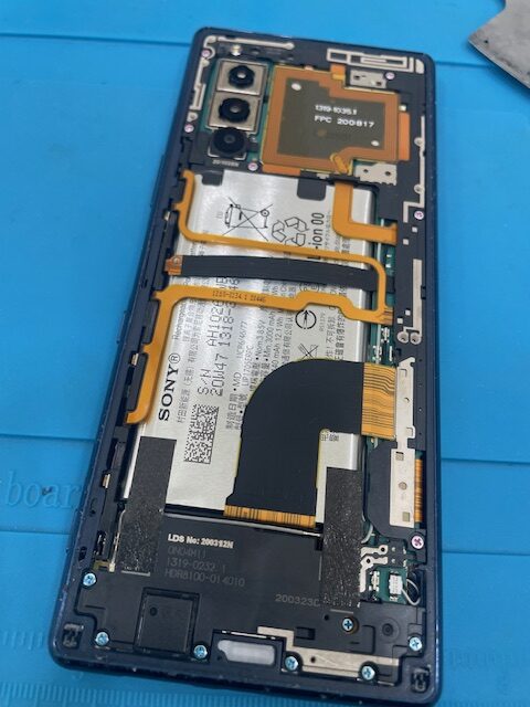 【長久手店】Xperia５のバッテリー交換【瀬戸市からご来店】