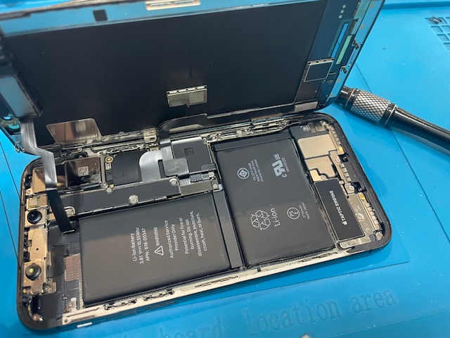 【長久手店】iPhoneXのバッテリー交換【日進市からご来店】
