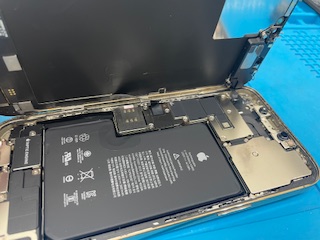 【長久手店】iPhone12promaxのバッテリー交換【長久手市からご来店】