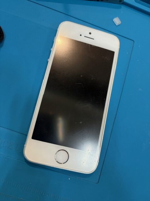 【長久手店】iPhone5sのカメラ交換【日進市からご来店】