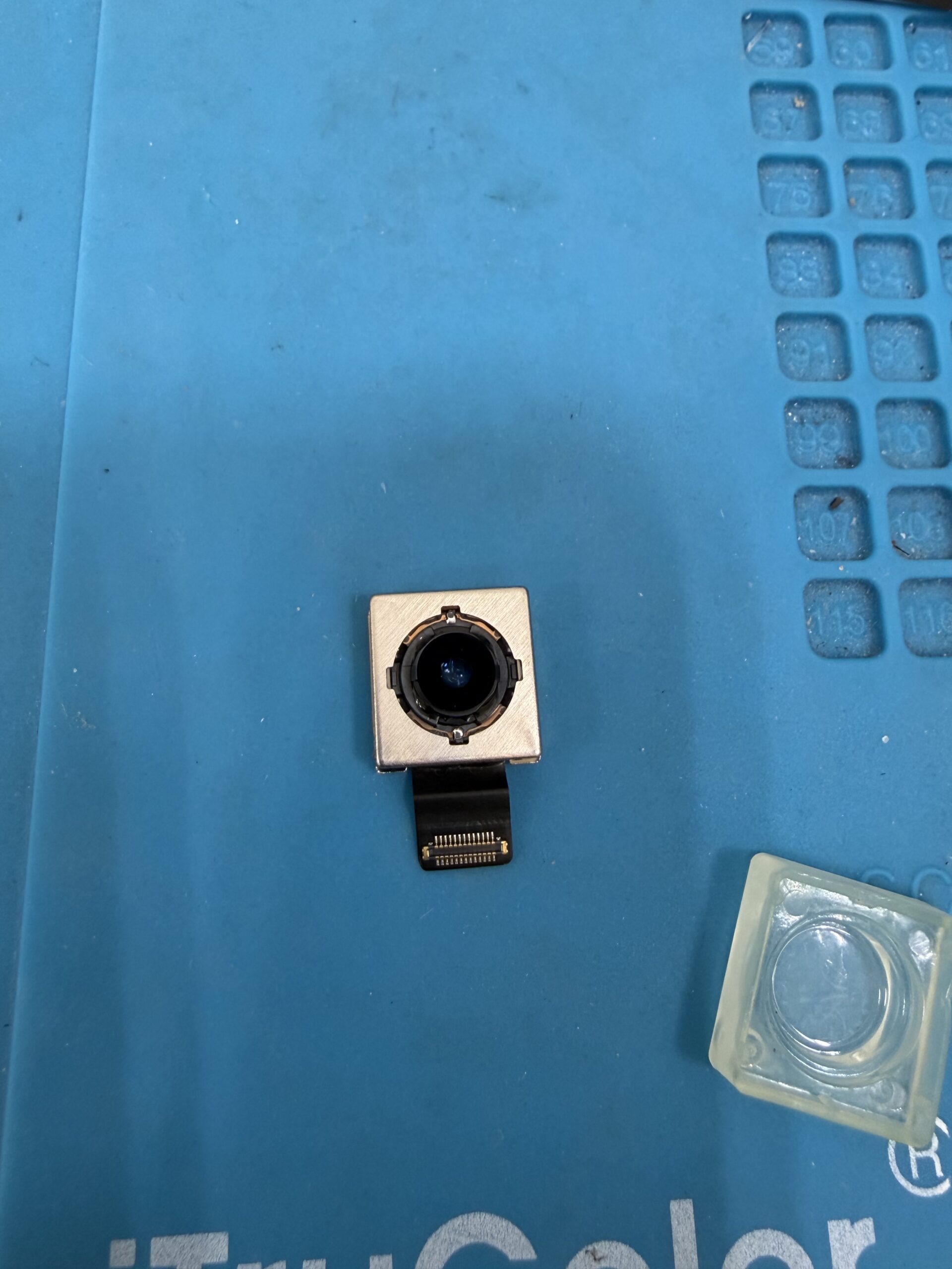 【長久手店】iPhoneXRのカメラ交換【長久手市からご来店】