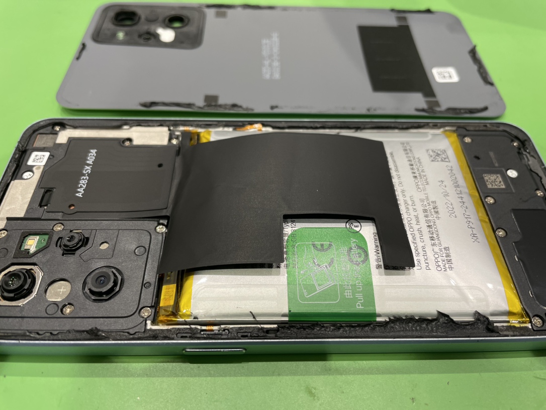 【名古屋茶屋店】OPPO Reno7A 膨張バッテリーの交換【瑞穂区からご来店】