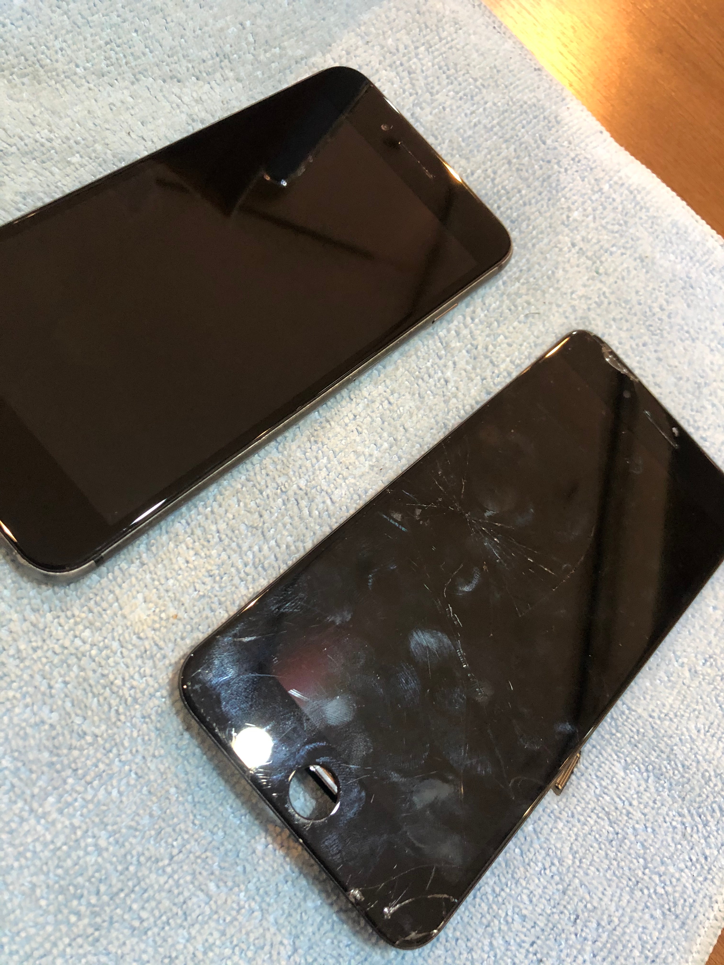 iPhone7　画面交換　タッチが効くようになった！　大阪市からのご来店