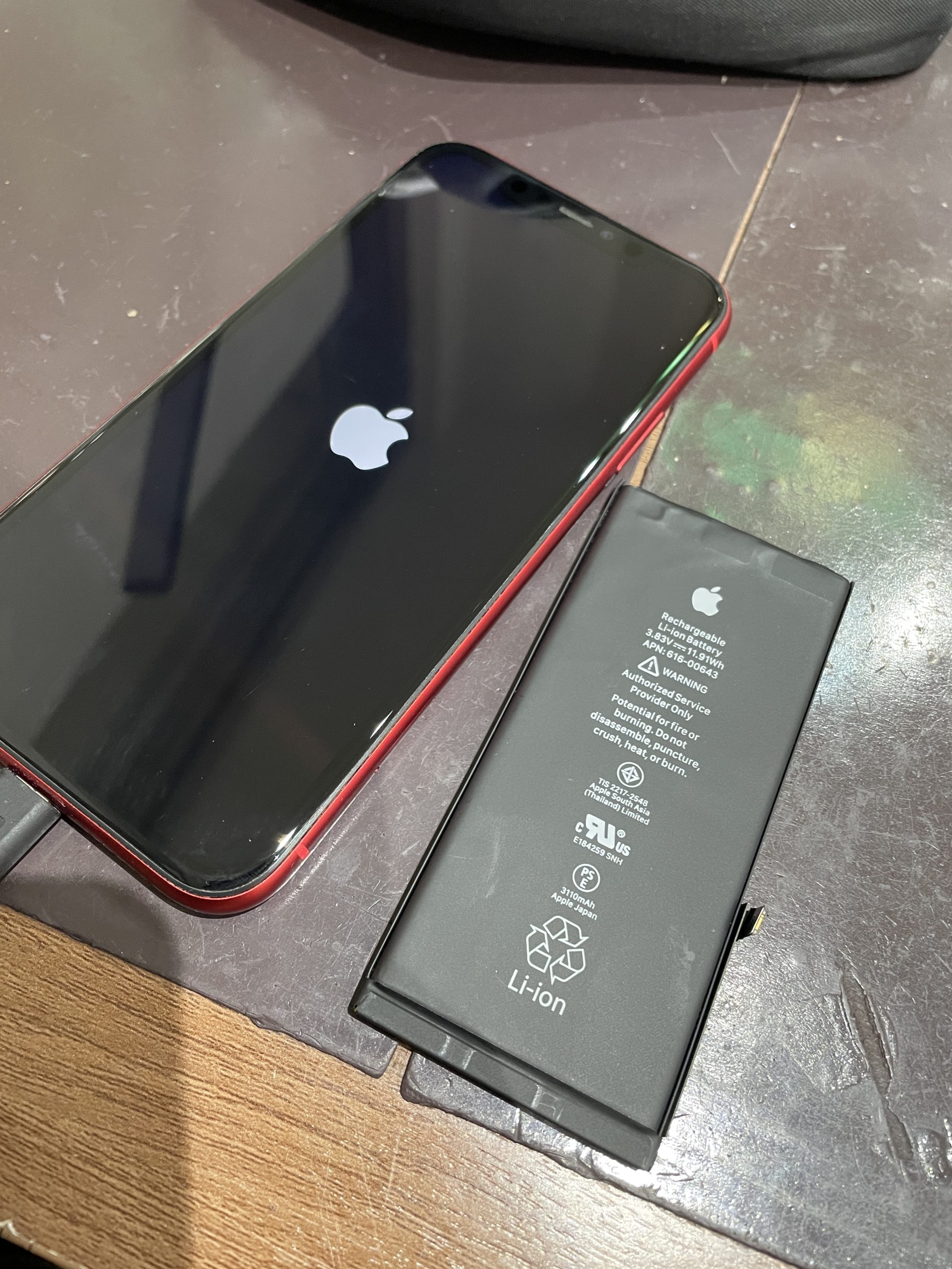【長堀店】iPhone11のバッテリー修理【港区からご来店】