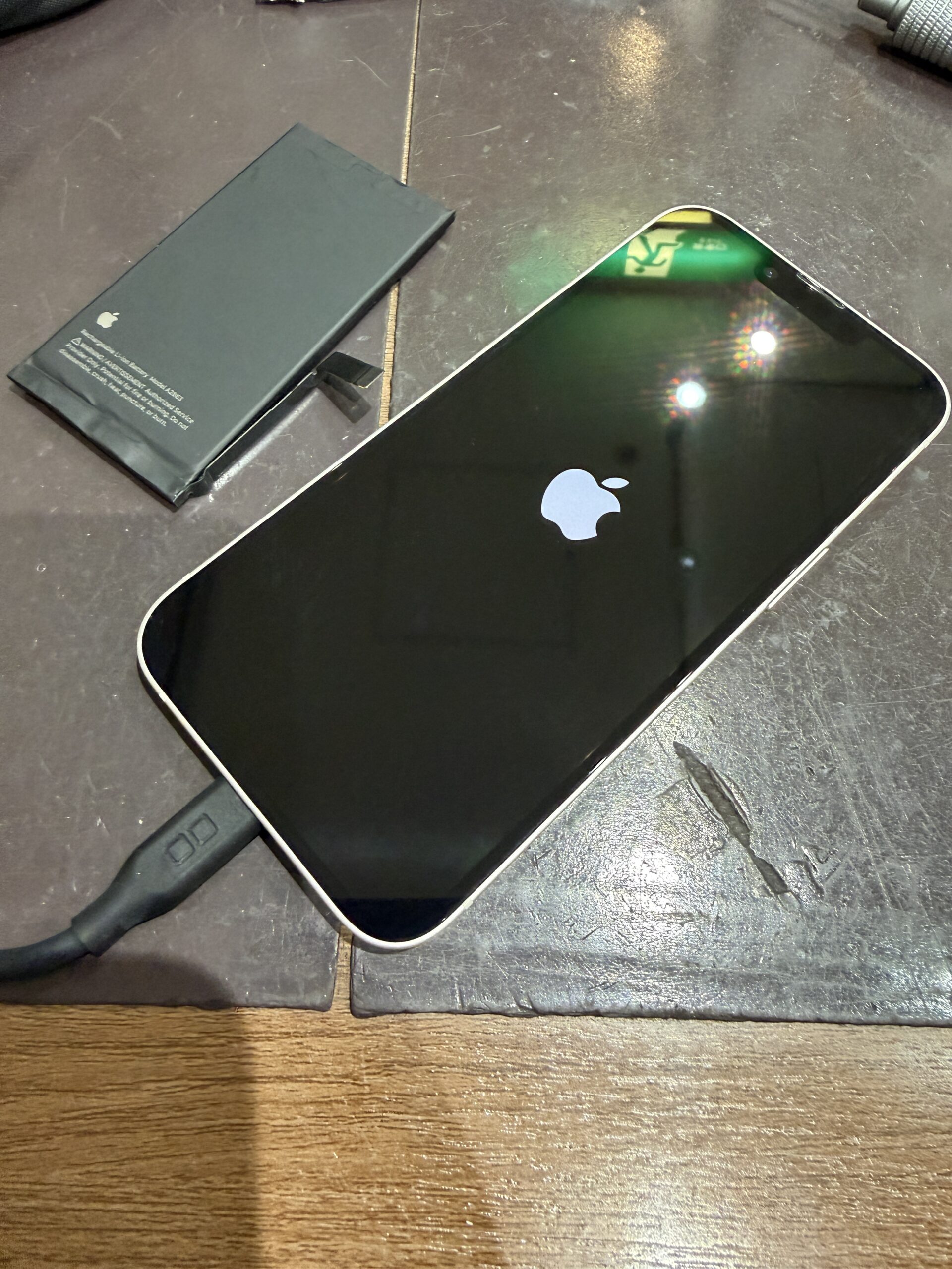 【長堀店】iPhone14のバッテリー交換【中央区からご来店】