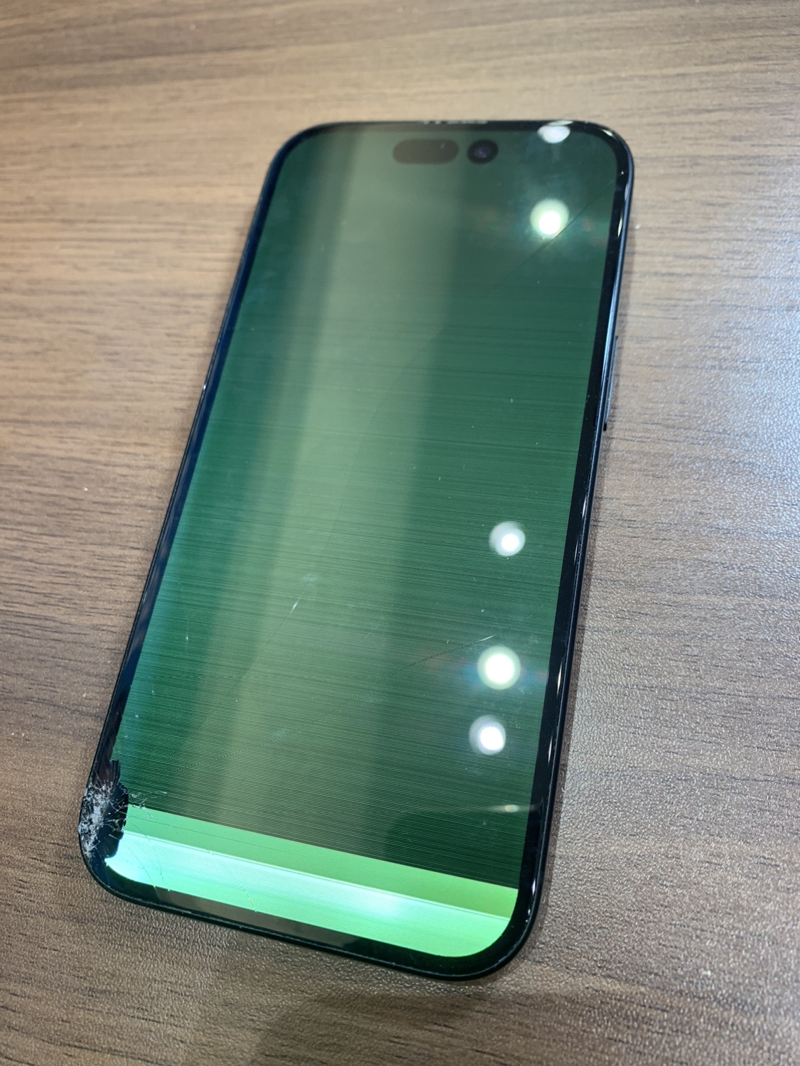 【アクルス店】iPhone 15の画面修理(交換)【緑区からご来店】