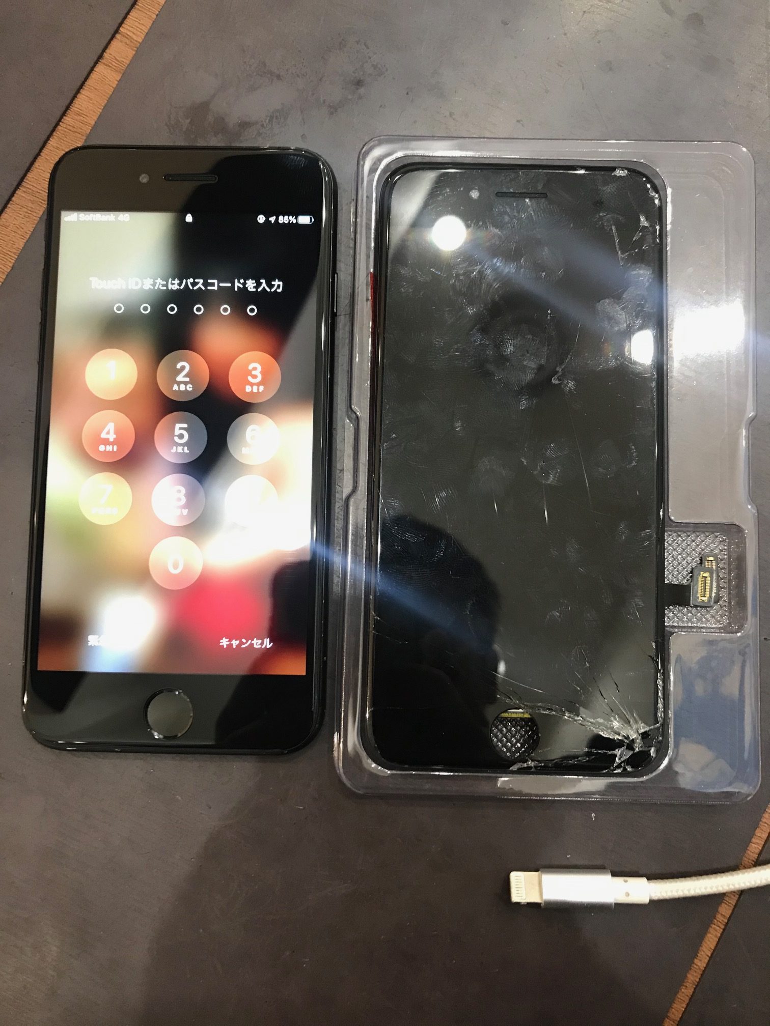 iPhone８画面交換最短30分！📱✨✨＜名古屋市熱田区よりお越しのお客様＞