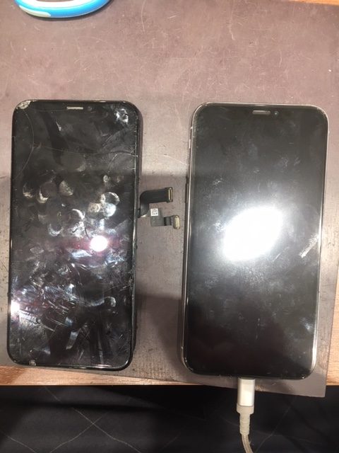 iPhoneXS画面交換＜大府市よりお越しのお客様＞