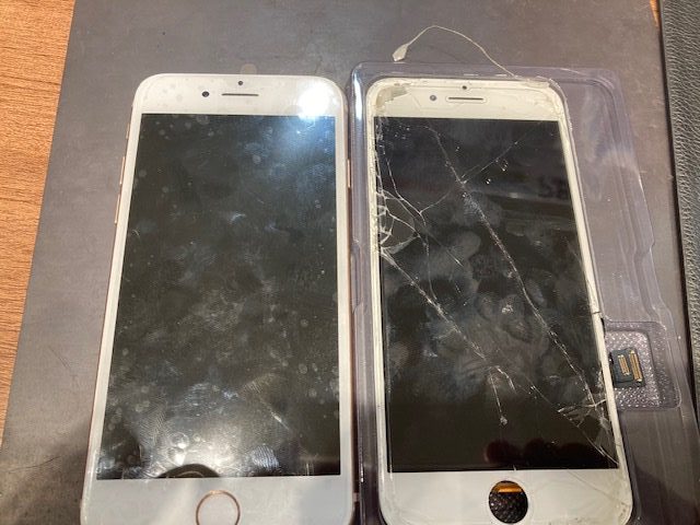 iPhone８画面交換＜安城市よりお越しのお客様＞