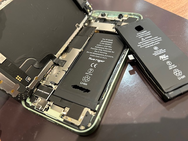 【大高店】iPhone12miniバッテリー交換【緑区より来店】