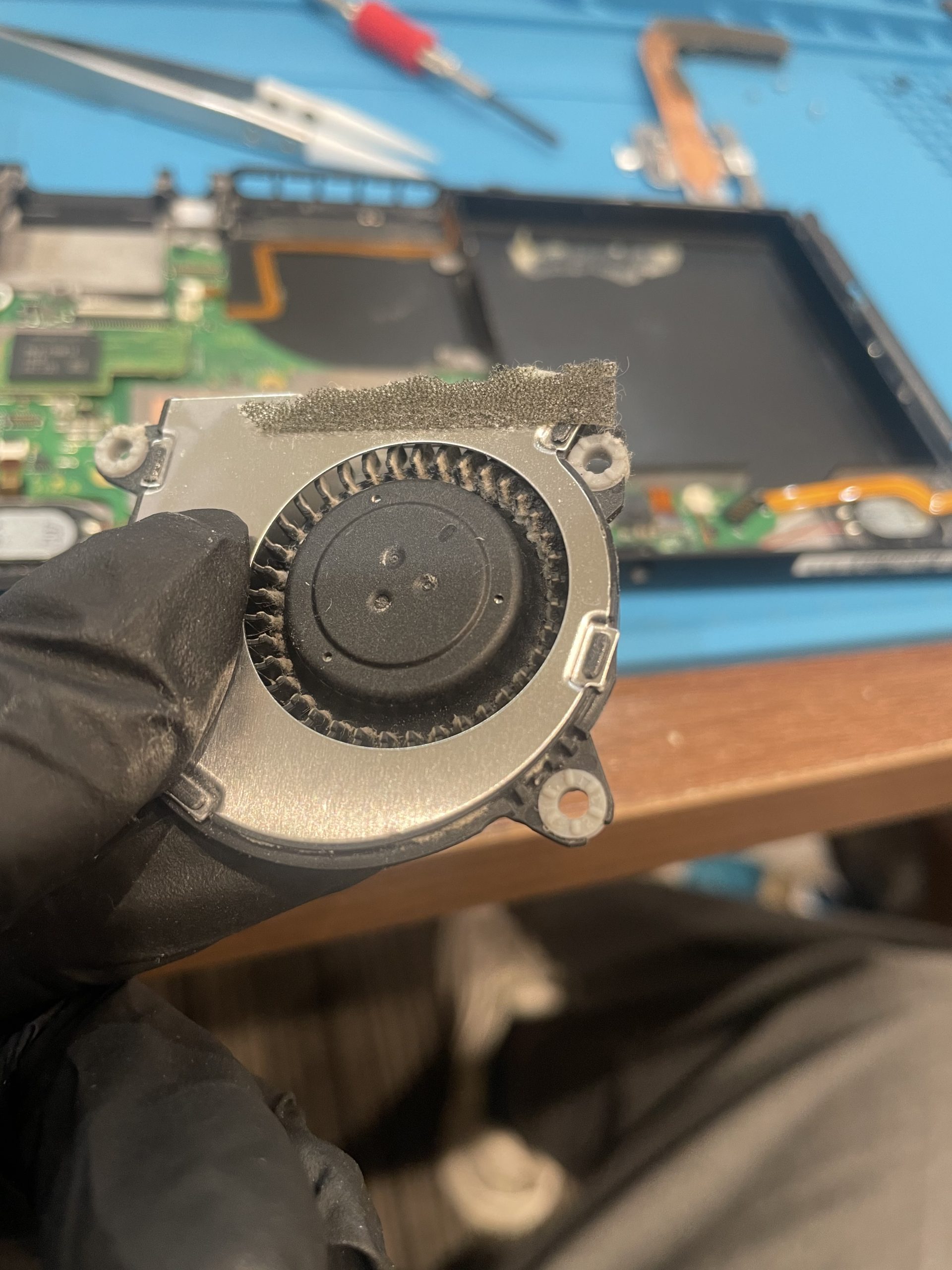 【大高店】Nintendo Switch バッテリー・ファン交換修理　大府市よりご来店