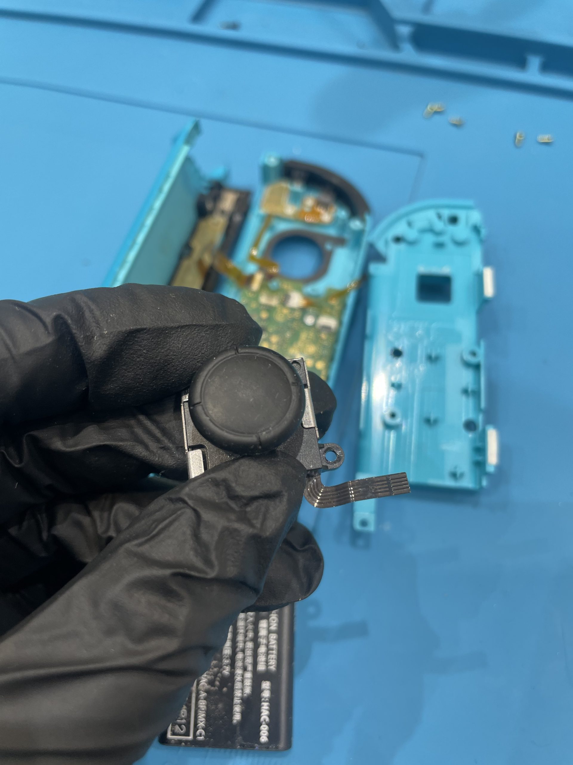 【熱田店】Nintendo Switch スティック交換修理　南区よりご来店