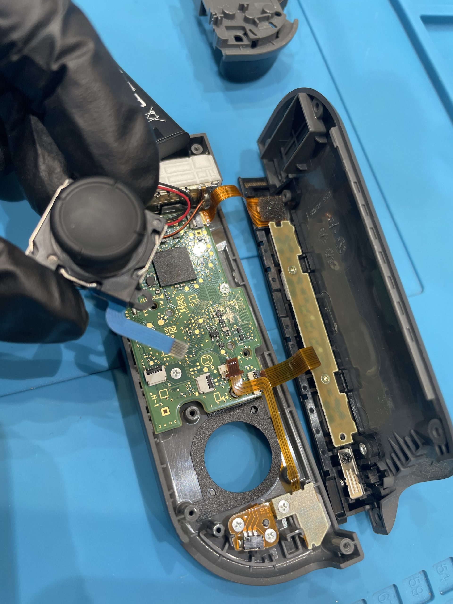 【熱田店】JOY-CON スティック交換 瑞穂区よりご来店