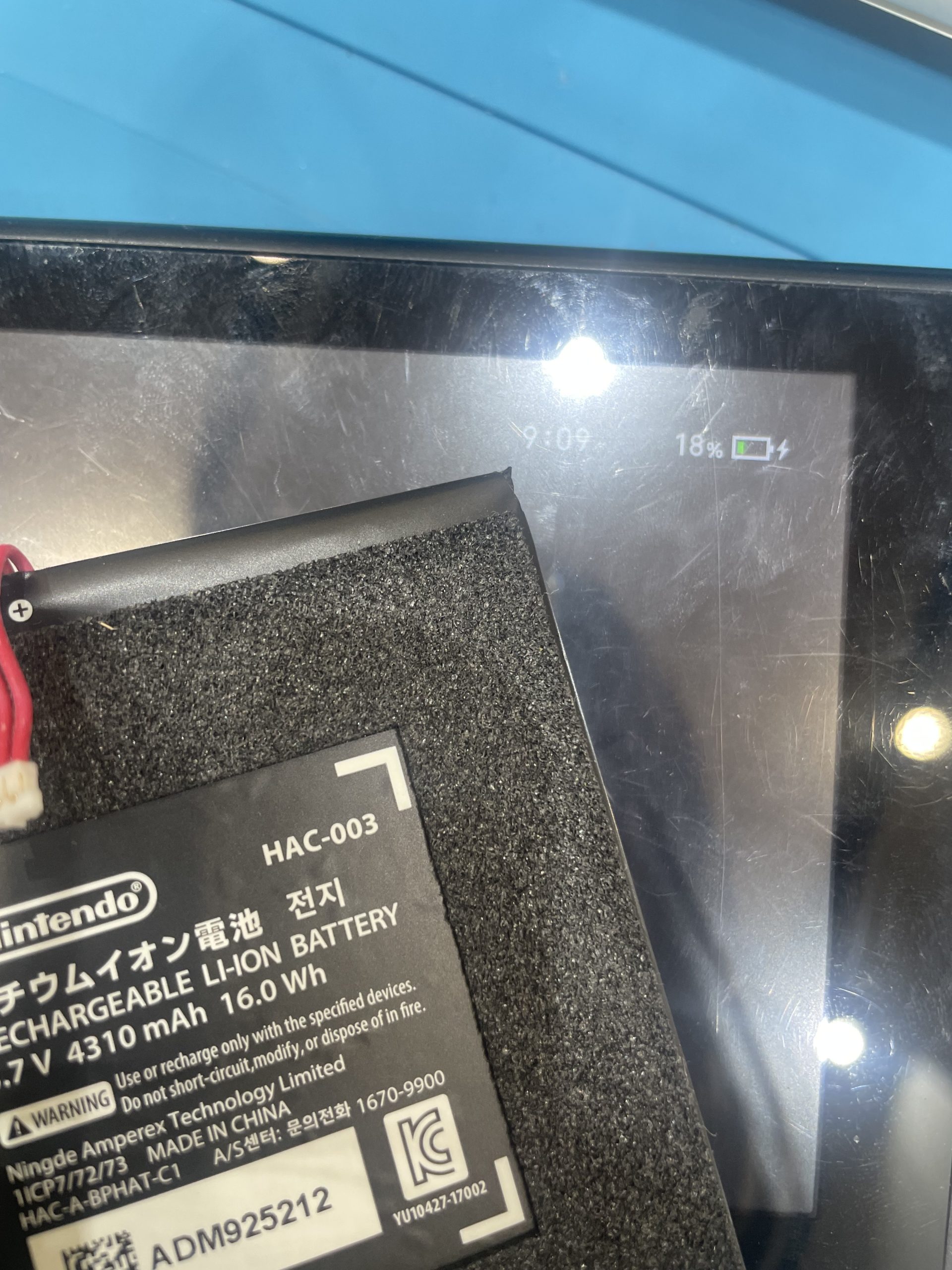 【熱田店】Nintendo switch バッテリー交換修理 瑞穂区よりご来店