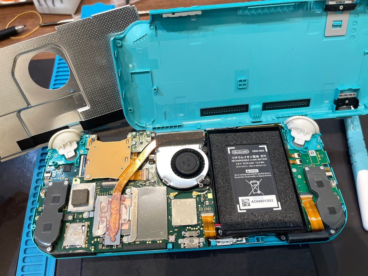 浦添市よりswitchliteのファン交換のご依頼