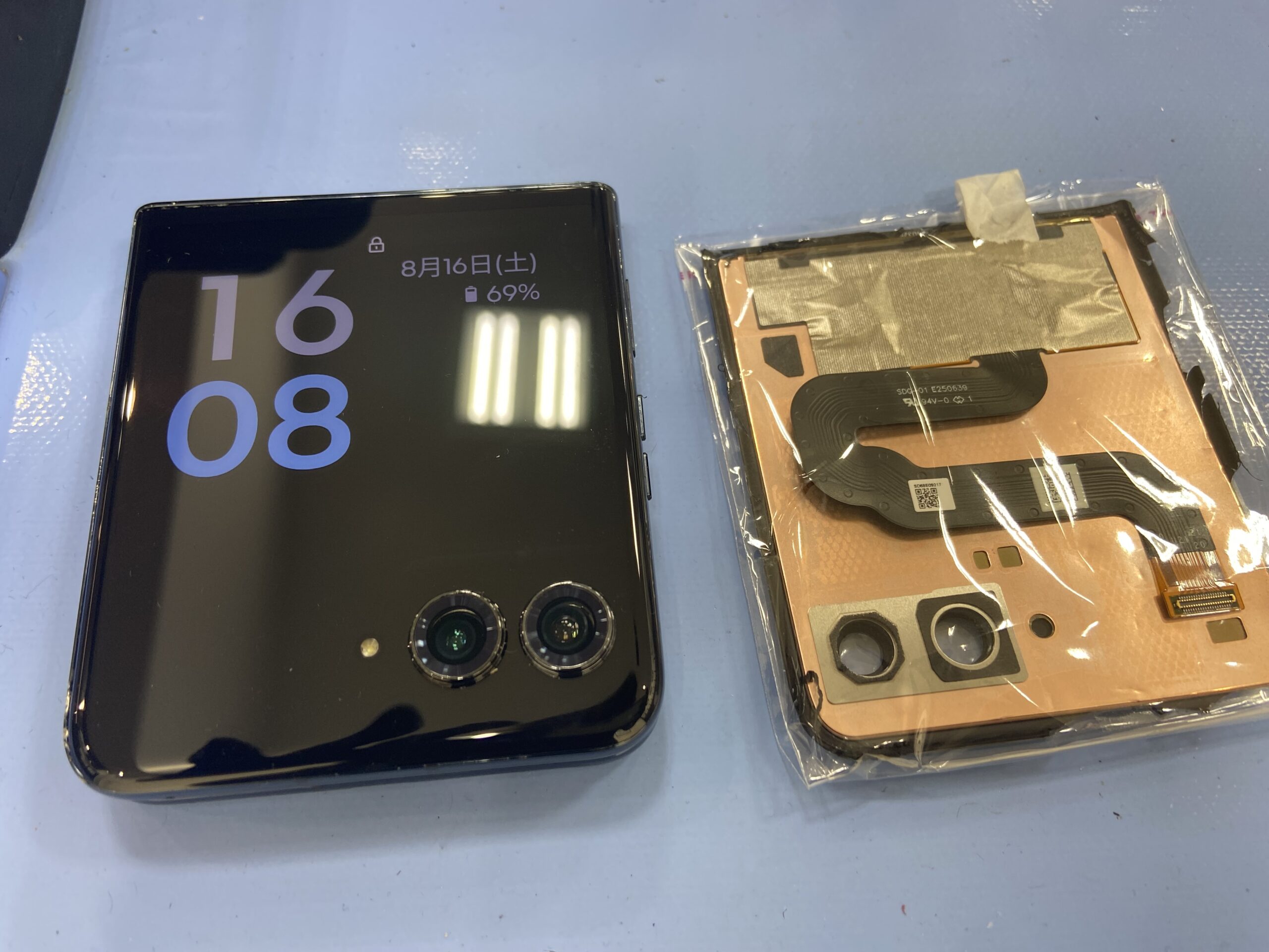 Motorola razr 50 Ultra サブディスプレイ交換修理させて頂きました【八王子市からご来店】
