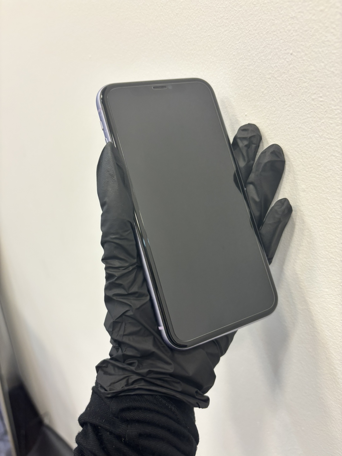 iPhoneの最適な保護は？どんな種類がある？