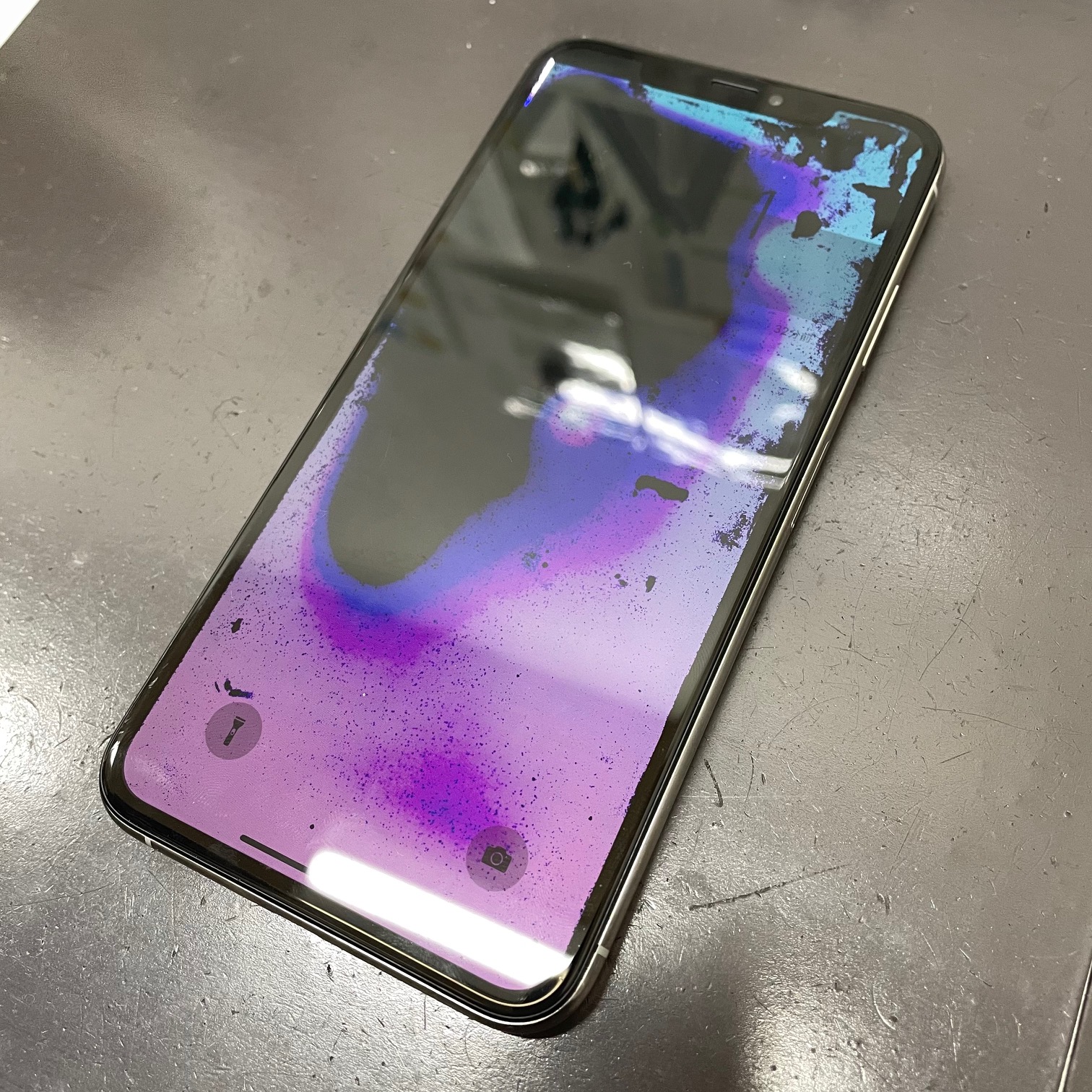 iPhoneXS画面割れ修理 京都府精華町よりご来店