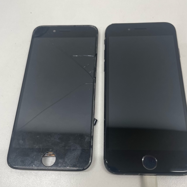 iPhone8画面割れ修理/奈良市西ノ京よりご来店