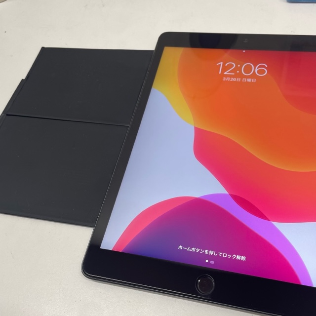 iPad7バッテリー交換修理/京都府城陽市よりご来店