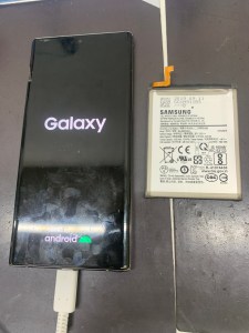 木津川市梅美台 Galaxy note１０plusのバッテリー交換１
