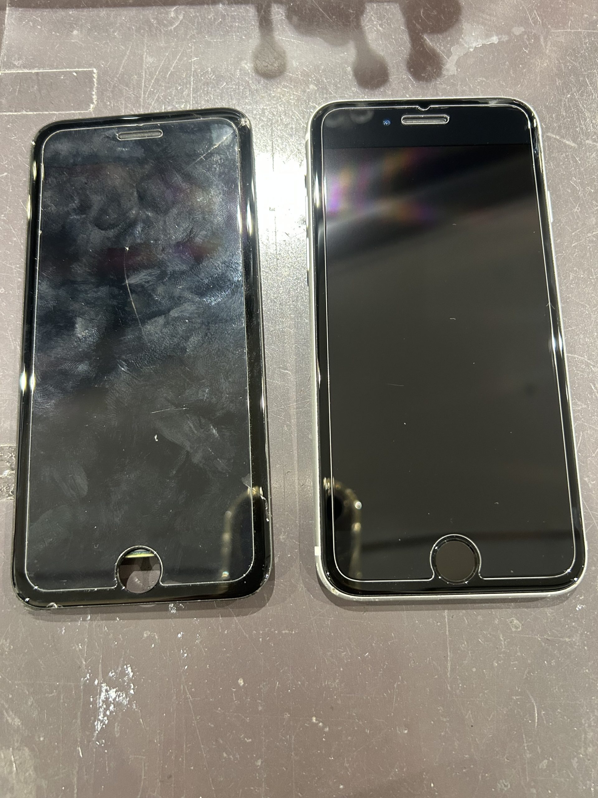 iPhoneSE2画面修理【津市からご来店】