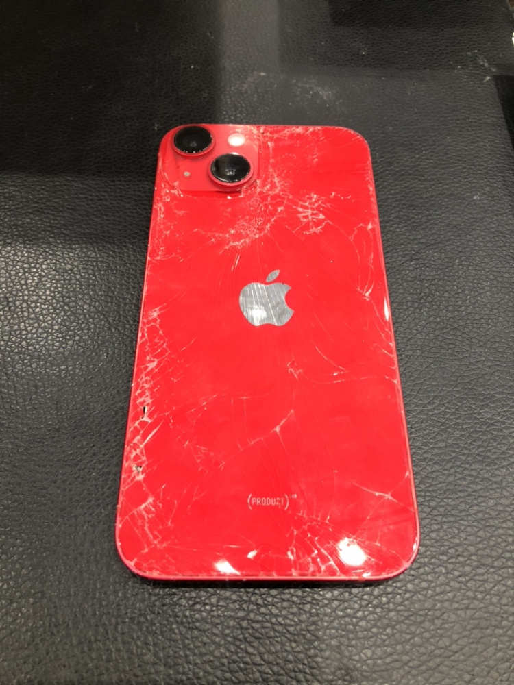 【東員店】iPhone14　背面ガラス交換修理（東員町からご来店）