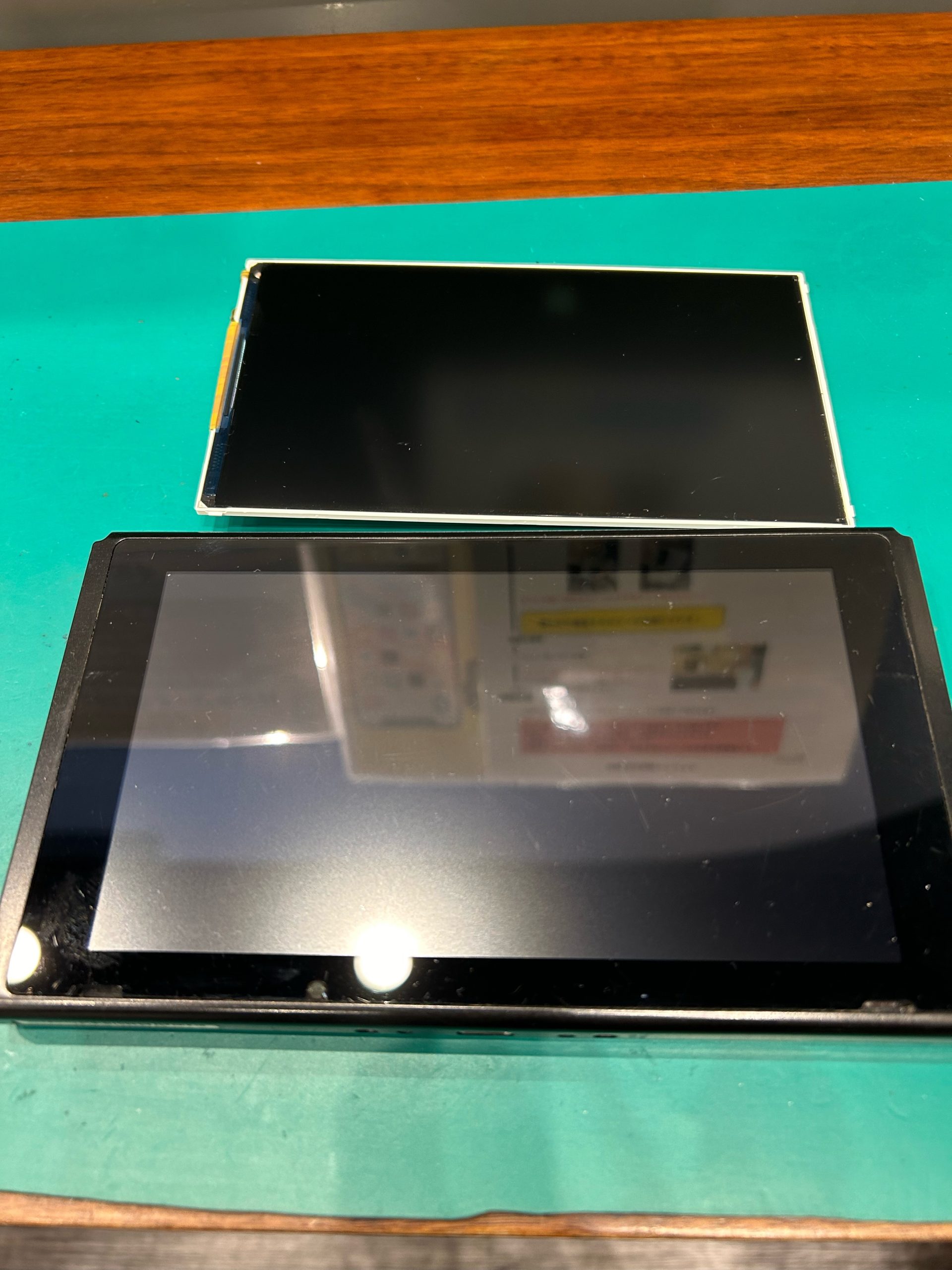 Switch 液晶交換 【徳島市よりご来店】