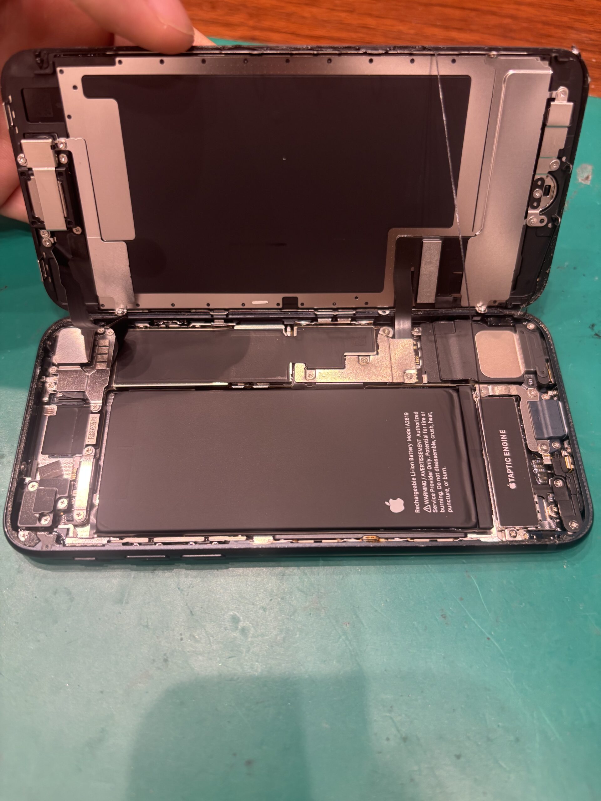 【イオンモール徳島店】　iPhone SE３　VT交換　[徳島市よりご来店]