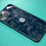 iPhone 14　背面割れ修理