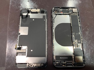 iPhone８水没復旧　スマートクール伊丹　＜川西市よりお越しのお客様＞　チ