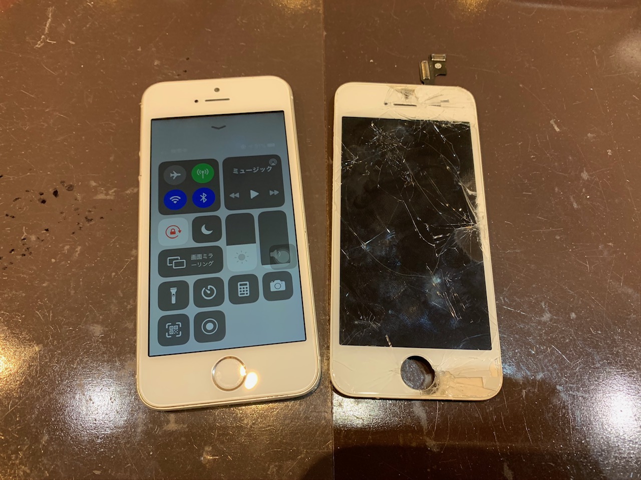 iPhoneSE画面修理　＜伊丹市よりお越しのお客様＞　ち