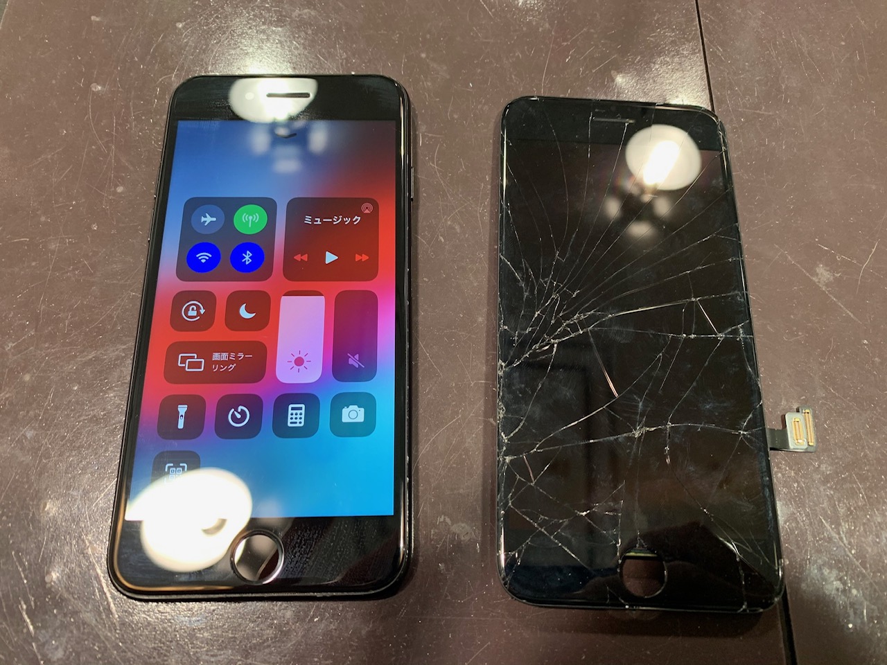 iPhoneSE2　【画面交換】　伊丹市からお越しのお客様　ka