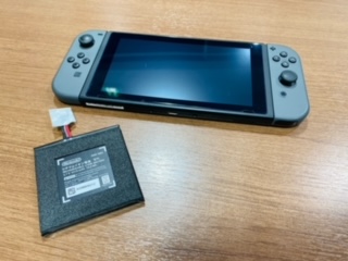 【任天堂Switch】伊丹市からお越しのお客様 任天堂Switchのバッテリー交換ご依頼!