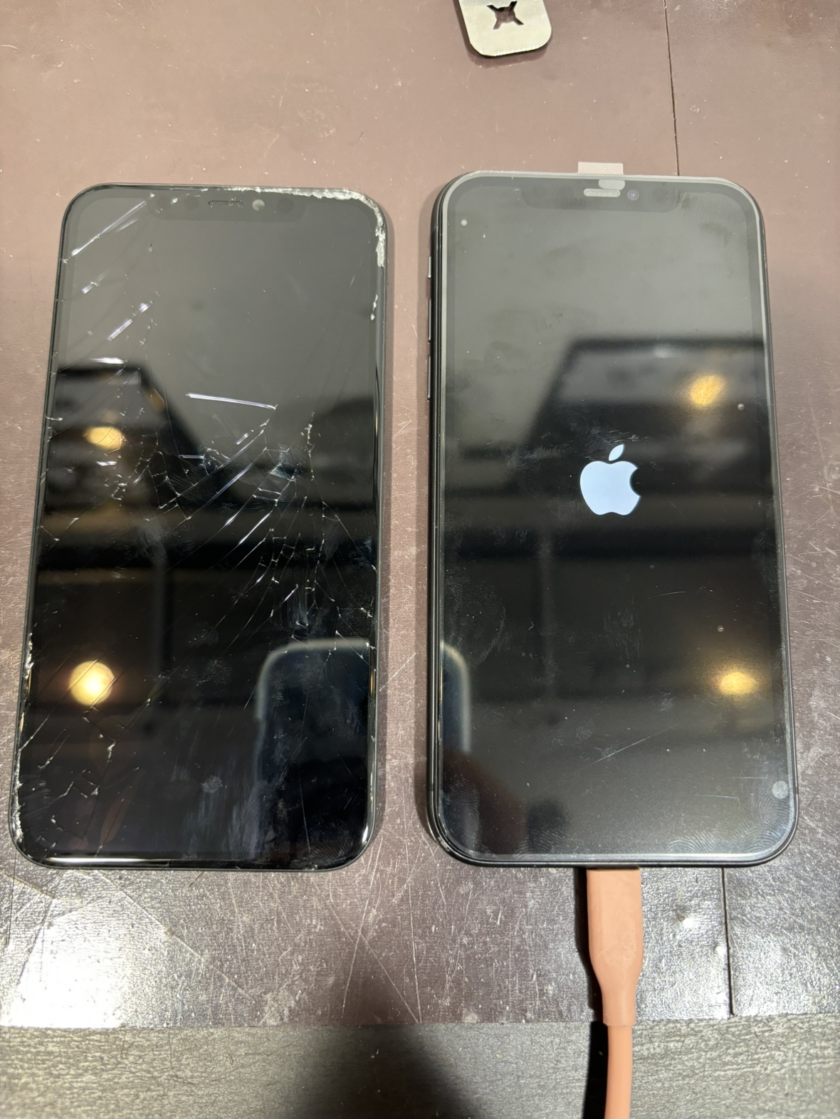 iPhone11　画面交換　川西市よりお越しのお客様　タッチ/操作できない